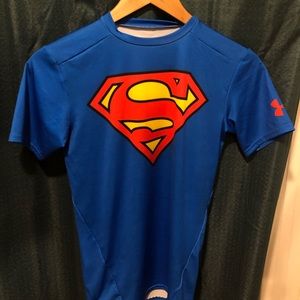 Under armor super man tee